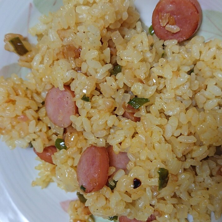子供も大好き!カレーチャーハン☆